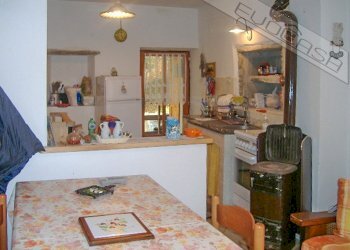 Independent house Borgata Ciampiano , Perosa Argentina - photo 10