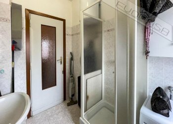 Three-room apartment Via Roma , Perosa Argentina - photo 13