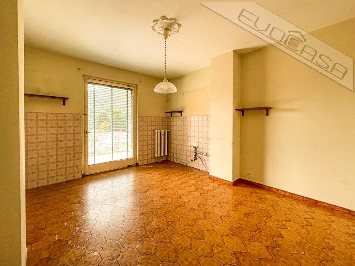 Four-room apartment Via Roma , Perosa Argentina - photo 3