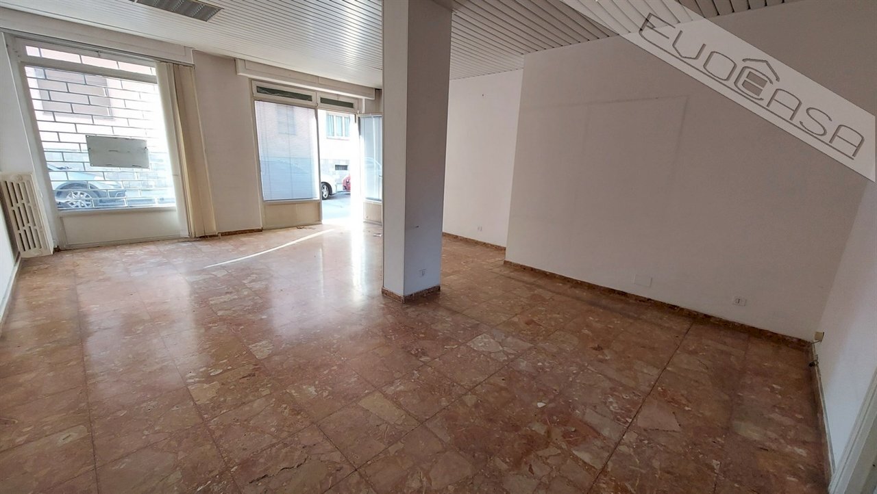 Negozio Via Cavour  4, Villar Perosa - foto 3
