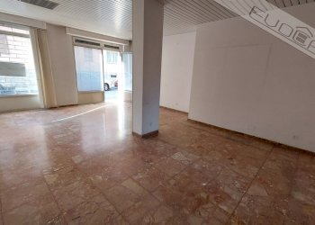 Negozio Via Cavour  4, Villar Perosa - foto 3