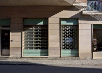 Negozio Via Cavour  4, Villar Perosa - foto 8