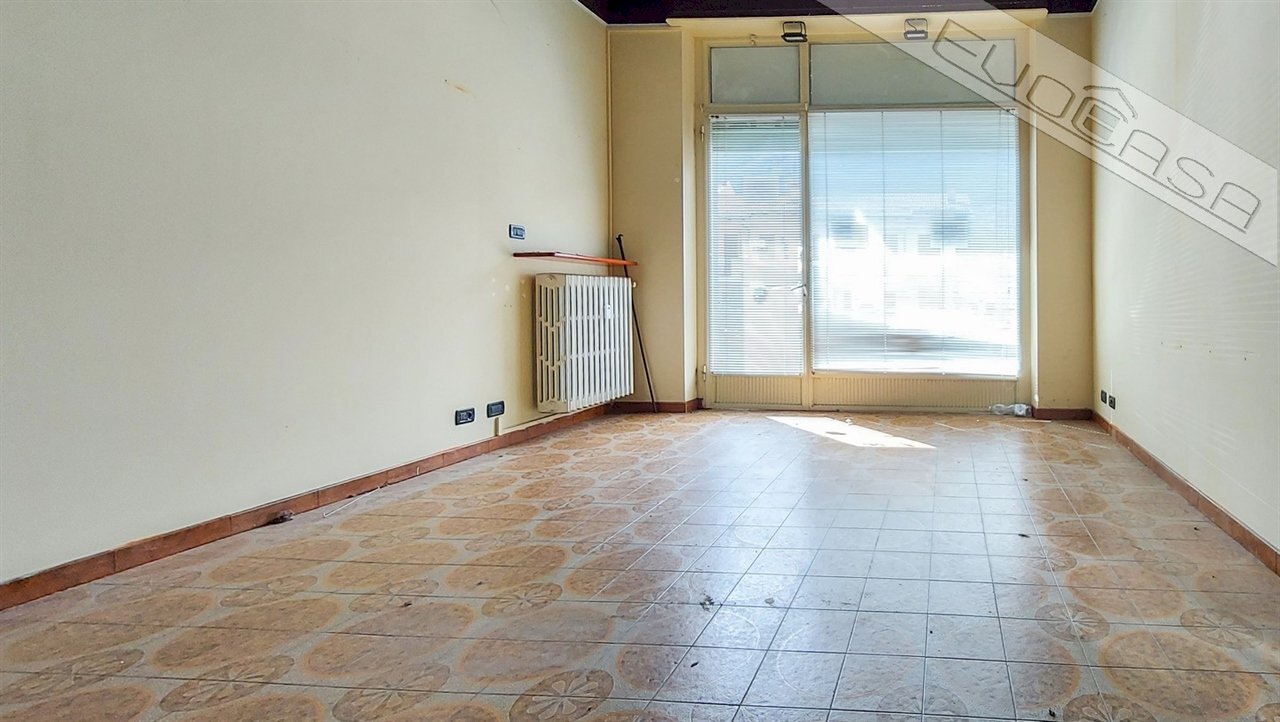 Negozio Via Caduti per la libertà 08, Pinasca - foto 2