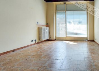 Negozio Via Caduti per la libertà 08, Pinasca - foto 2