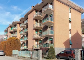 Apartment Via Caduti Per La Libertà , Pinasca - photo 1