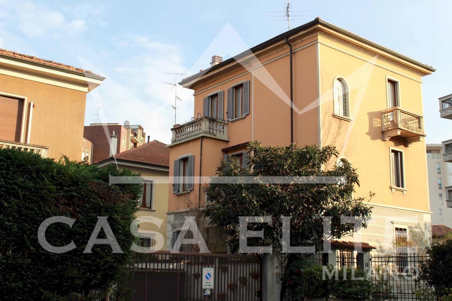 Villa Milano - foto 1