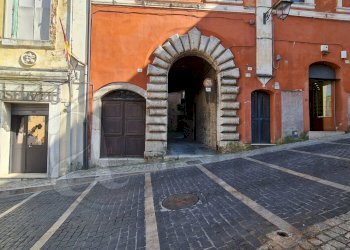 Stable - Palace Via umberto Primo, Priverno - photo 2