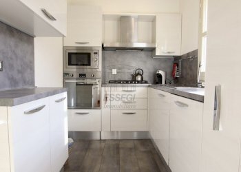 vendesi appartamento ristrutturato con terrazzoIMG - Appartamento Via Beccheria 35, Lucca - foto 5