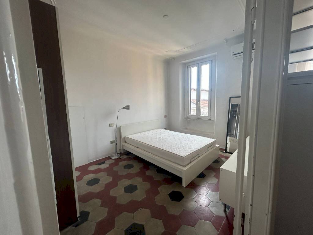 Camera da letto - Bilocale via Spartaco, 10, Milano - foto 2
