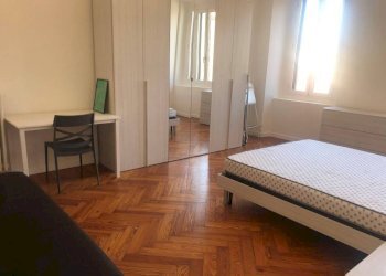 Camera da letto - Bilocale via Spartaco, 10, Milano - foto 4