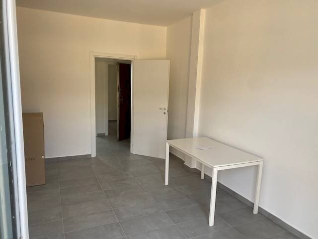 Camera da letto - Quadrilocale via Andrea Maffei, 10, Milano - foto 1