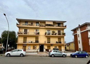 Facciata - Bilocale via Alcide De Gasperi, San Giorgio del Sannio - foto 15