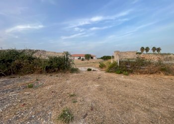 IMG_6136.jpg - Capannone C.da Musebbi, Modica - foto 7