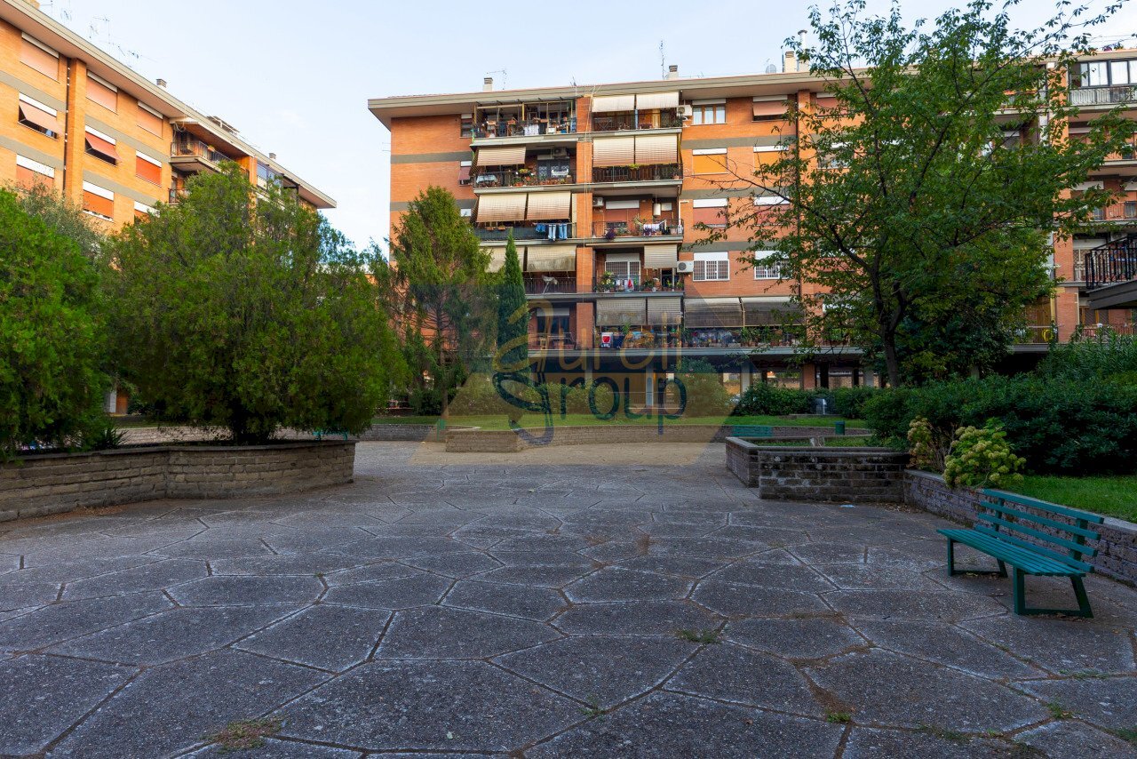 Palazzo - Trilocale Via Cerenzia, Roma - foto 3