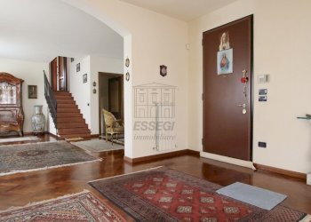 vendesi villa ristrutturata con giardino IMG_8223. - Villa Via delle Ville Prima, Lucca - foto 6