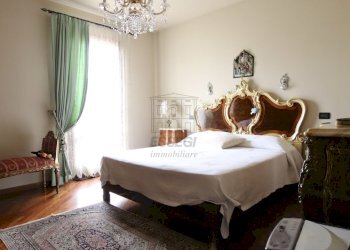 vendesi villa ristrutturata con giardino IMG_8205. - Villa Via delle Ville Prima, Lucca - foto 10