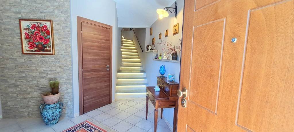 Ingresso - Casa indipendente strada Tetti Falchero, 18, Castiglione Torinese - foto 2