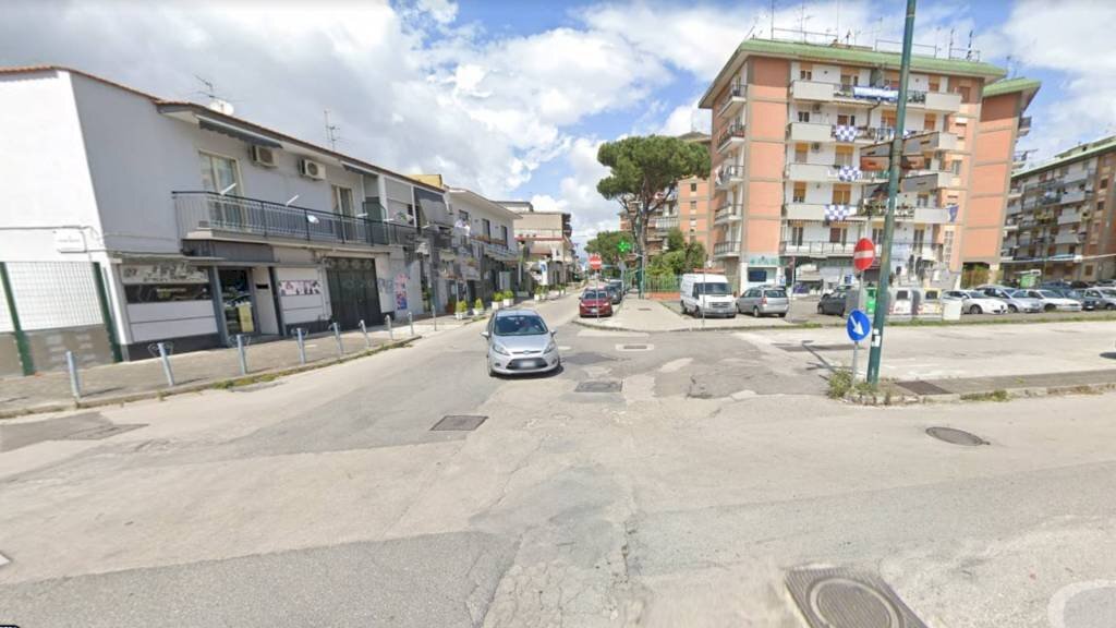 foto - Negozio via Provinciale Madonnelle, Napoli - foto 2