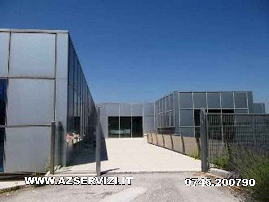 esterno - Negozio via delle Scienze, Cittaducale - foto 2