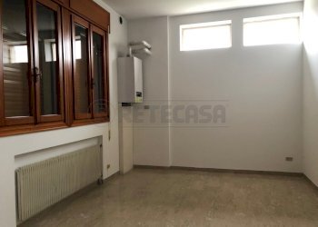 IMG_3689.jpg - Commercial Premises Bassano del Grappa - photo 2