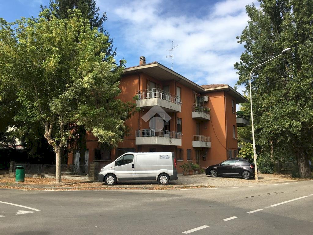 Ufficio via Mons. Saccani, Cadelbosco di Sopra - foto 1