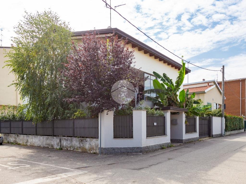 Villa Via Antonio Meucci, Bollate - photo 1