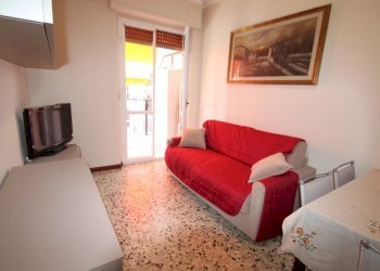 soggiorno - Appartamento Via Ponti 21., Borghetto Santo Spirito - foto 2