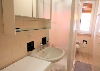 bagno con doccia - Appartamento Via Ponti 21., Borghetto Santo Spirito - foto 13