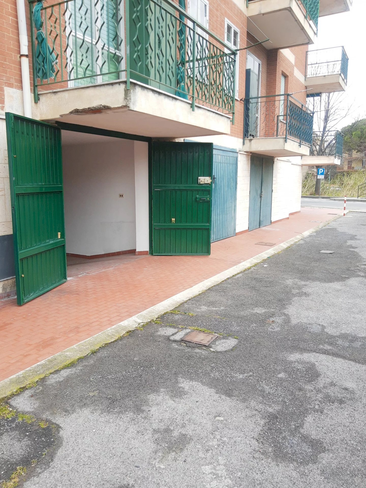 ingresso - Box Via Ticino 12., Borghetto Santo Spirito - foto 2