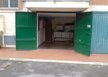 ingresso - Box Via Ticino 12., Borghetto Santo Spirito - foto 1