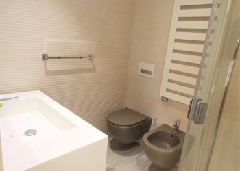 bagno con doccia - Two-room apartment Loano - photo 16