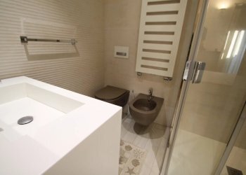 bagno con doccia - Two-room apartment Loano - photo 18