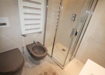 bagno con doccia - Two-room apartment Loano - photo 19