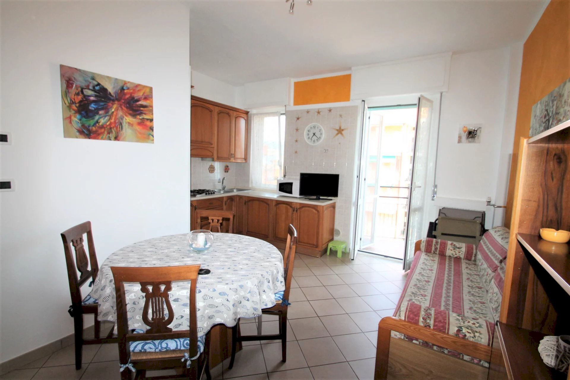 soggiorno - Two-room apartment Corso Europa 31., Borghetto Santo Spirito - photo 2