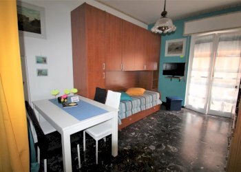 soggiorno - Monolocale Corso Europa 43., Borghetto Santo Spirito - foto 7