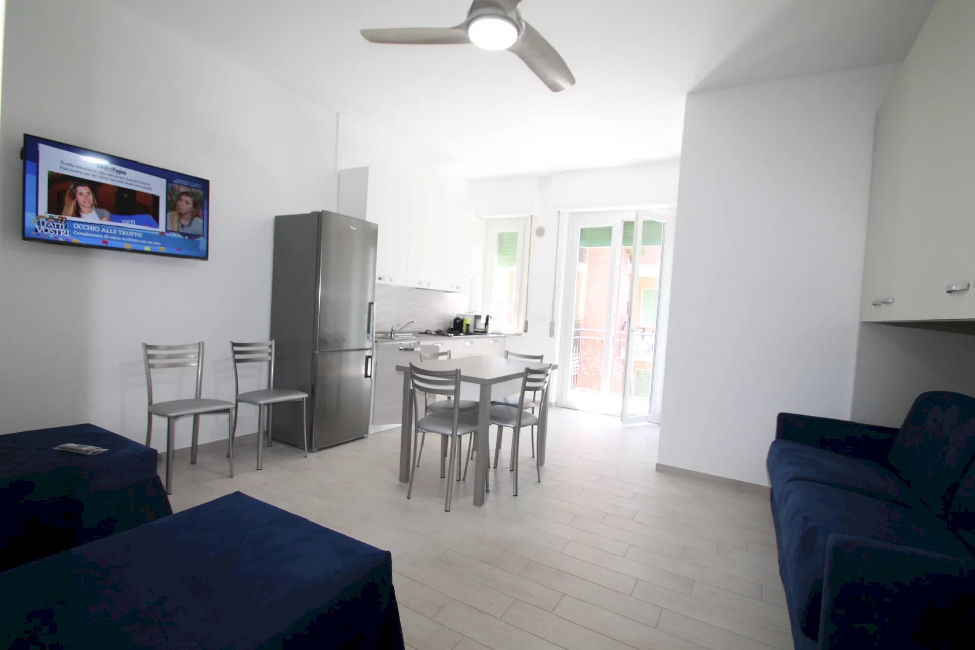 zona giorno/notte - One-room apartment Corso Leonardo da Vinci 6., Borghetto Santo Spirito - photo 3