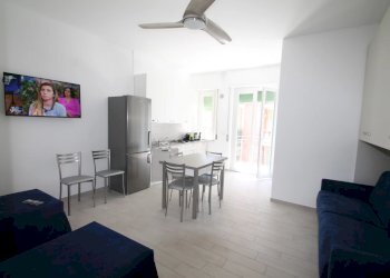 zona giorno/notte - Monolocale Corso Leonardo da Vinci 6., Borghetto Santo Spirito - foto 1