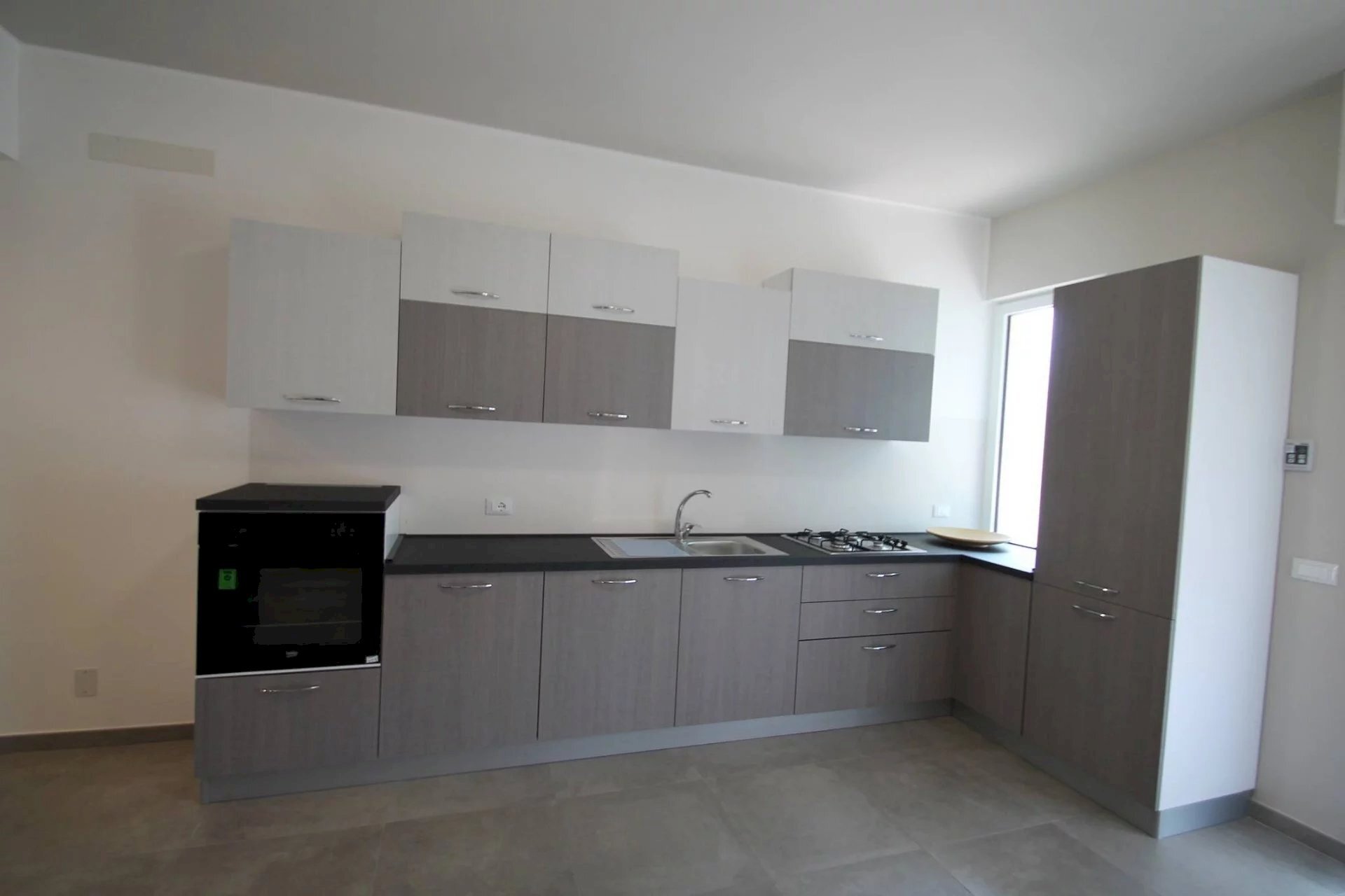 Monoblocco cucina - Trilocale Via Marco Polo 3., Loano - foto 2