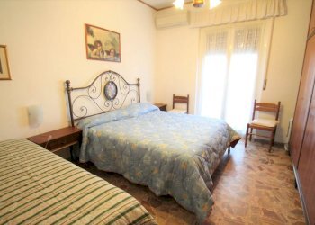 camera da letto - Trilocale Lungomare Matteotti 33., Borghetto Santo Spirito - foto 12