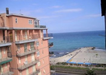 vista balcone - Trilocale Corso Europa 31., Borghetto Santo Spirito - foto 17