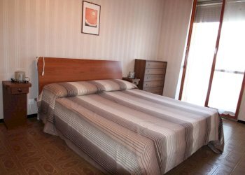 camera matrimoniale - Bilocale Via Cagliari 15., Borghetto Santo Spirito - foto 8