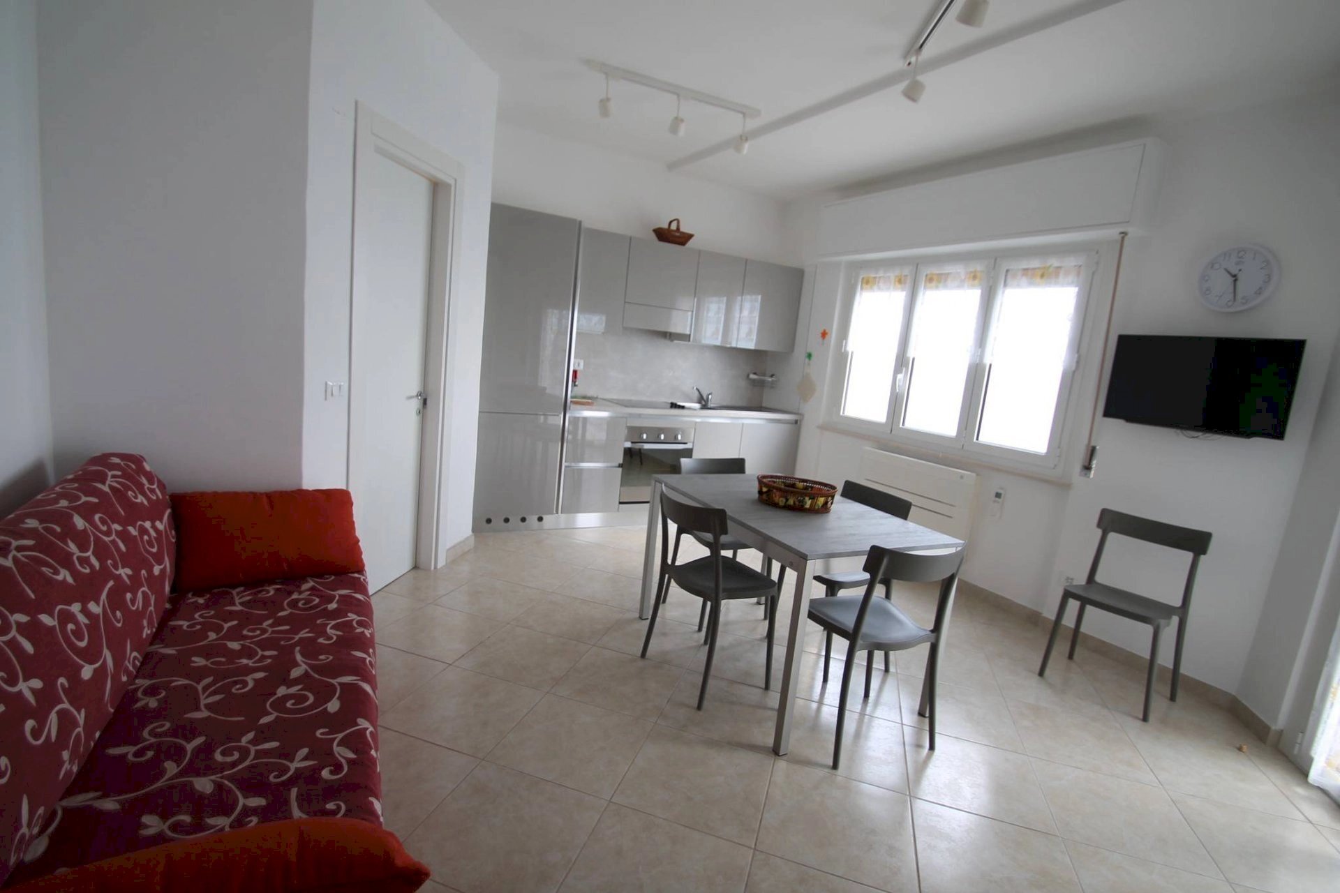 soggiorno - Trilocale Lungomare Matteotti 11., Borghetto Santo Spirito - foto 2