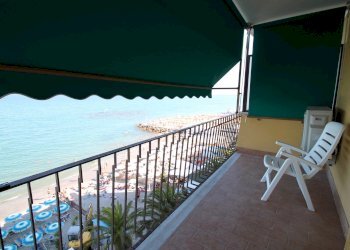 balcone attrezzato - Trilocale Lungomare Matteotti 11., Borghetto Santo Spirito - foto 17