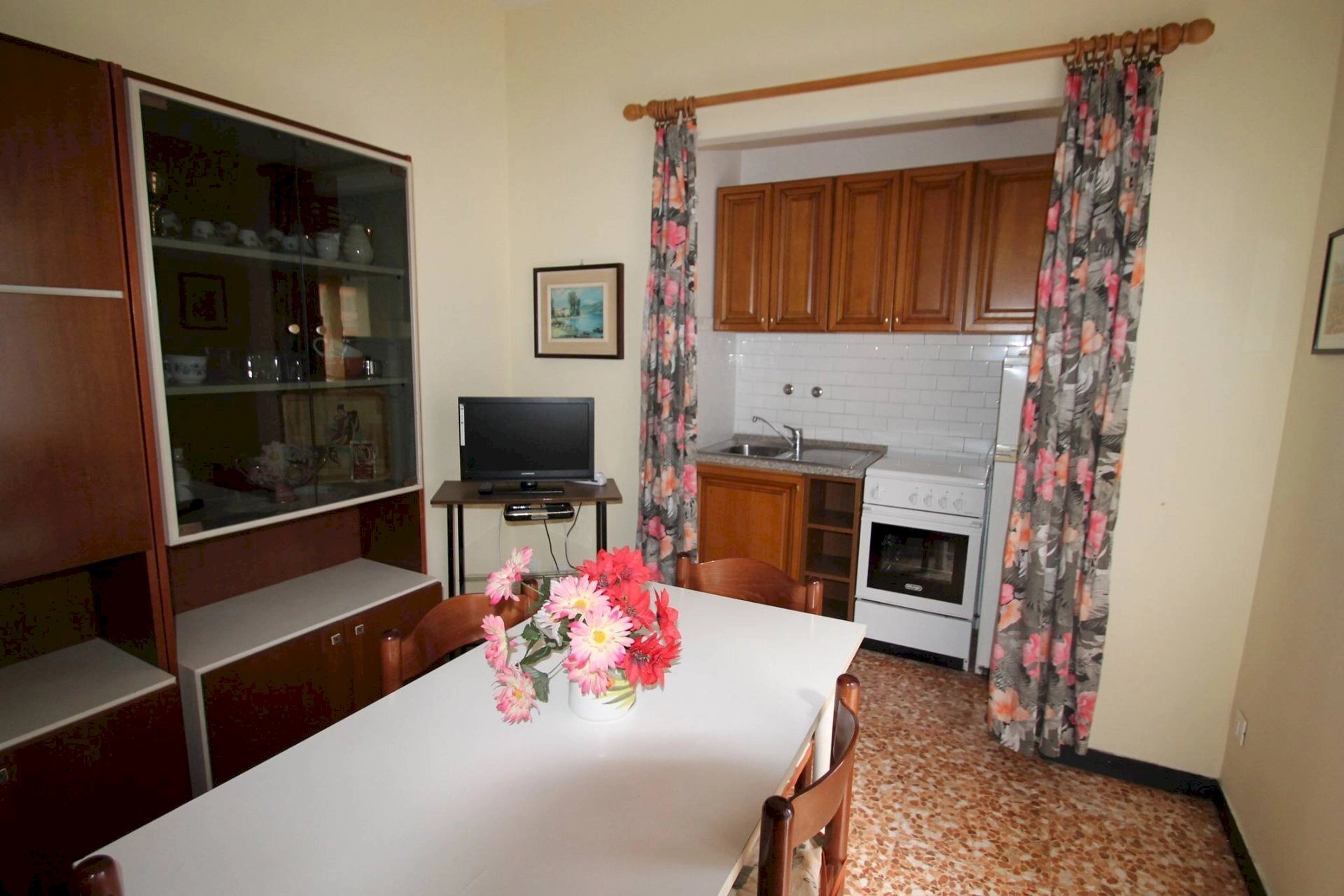 soggiorno con angolo cottura - Bilocale Via Ponti 21., Borghetto Santo Spirito - foto 1