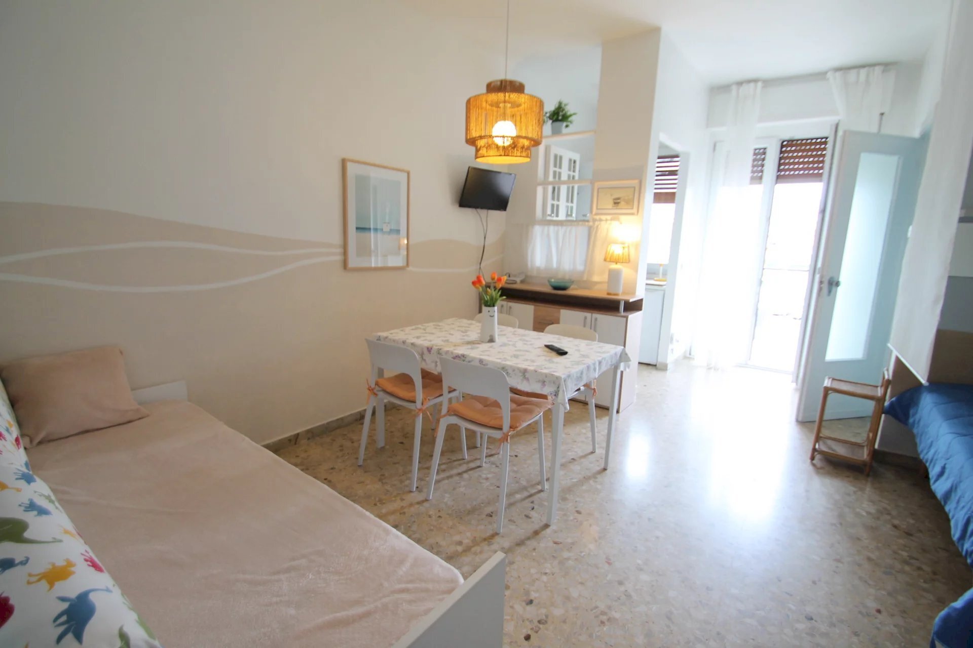 One-room apartment Via Termini Imerese 4., Borghetto Santo Spirito - photo 2