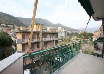 ampio balcone - Bilocale Corso Raffaello 9., Borghetto Santo Spirito - foto 9