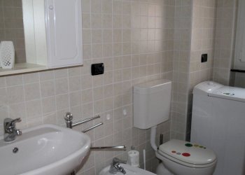 bagno - Monolocale Borghetto Santo Spirito - foto 12