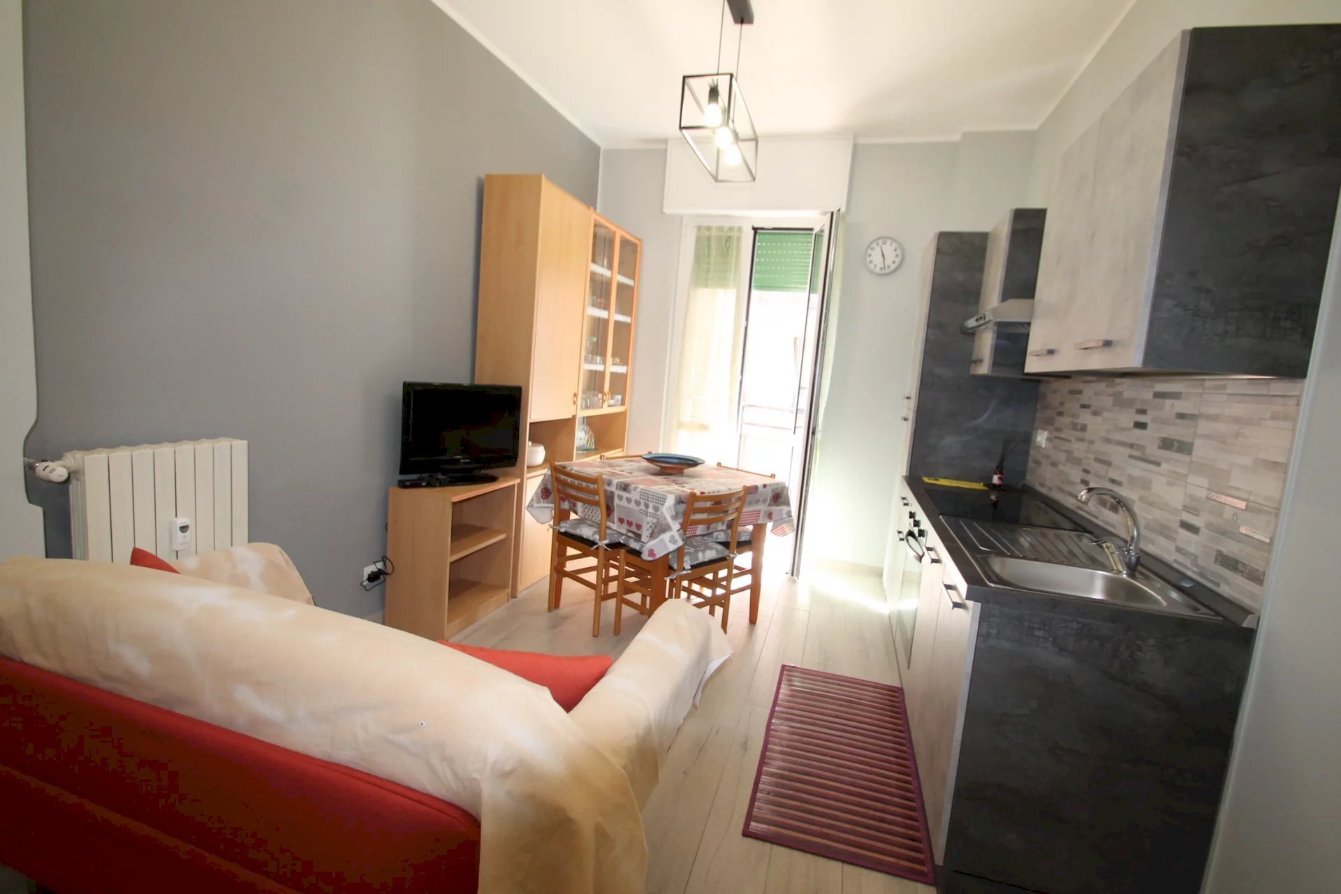 soggiorno - Bilocale Corso Europa 31., Borghetto Santo Spirito - foto 2