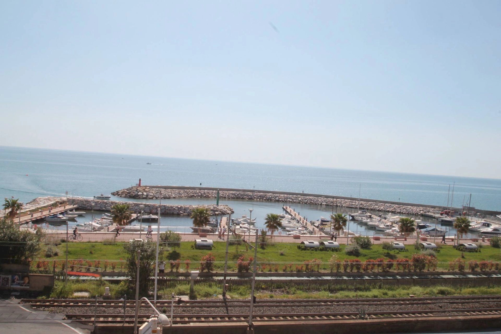 vista mare e porto turistico - Three-room apartment Via Montevideo 1., Borghetto Santo Spirito - photo 1