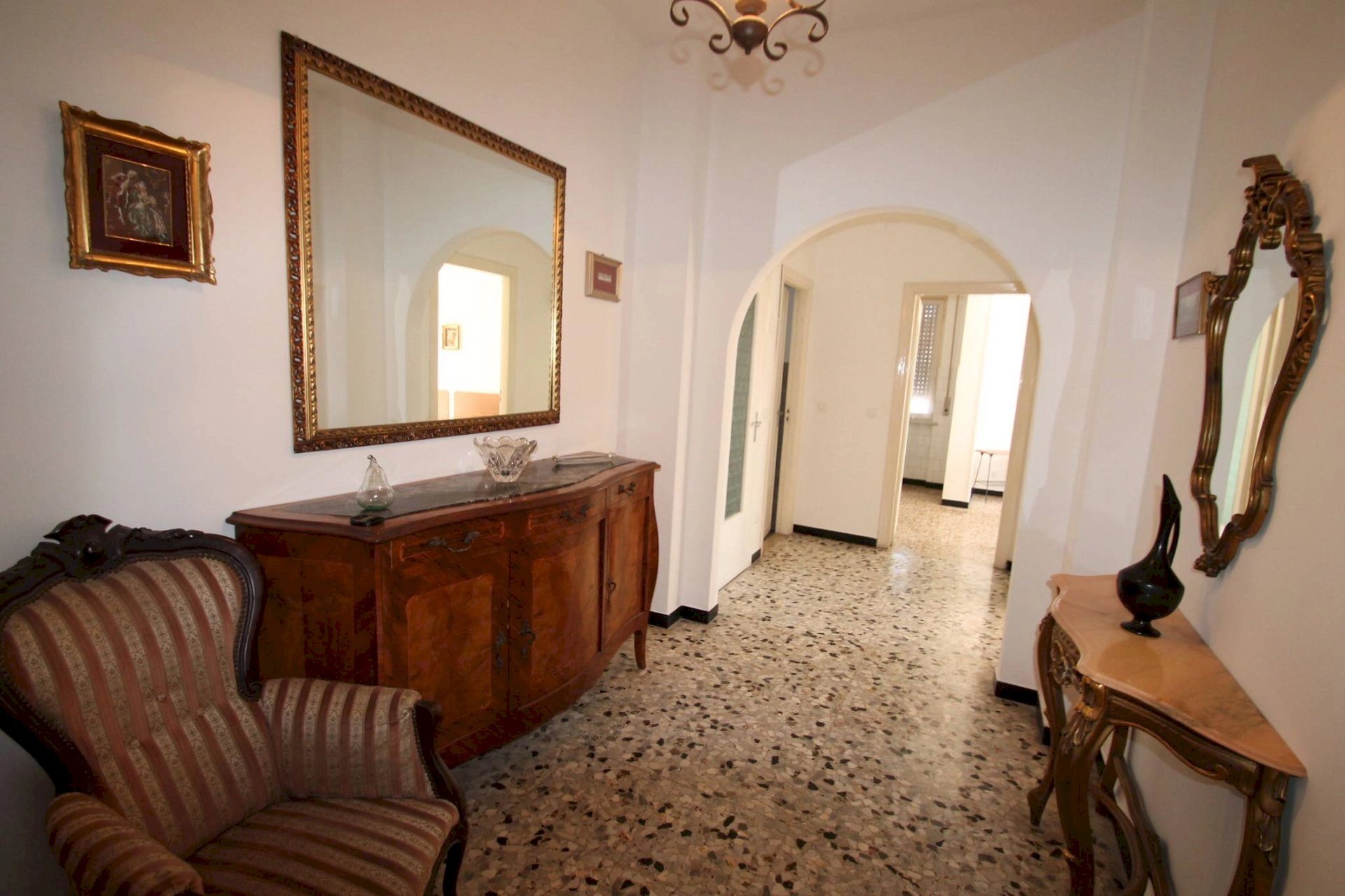 ingresso - Three-room apartment Via Montevideo 1., Borghetto Santo Spirito - photo 2